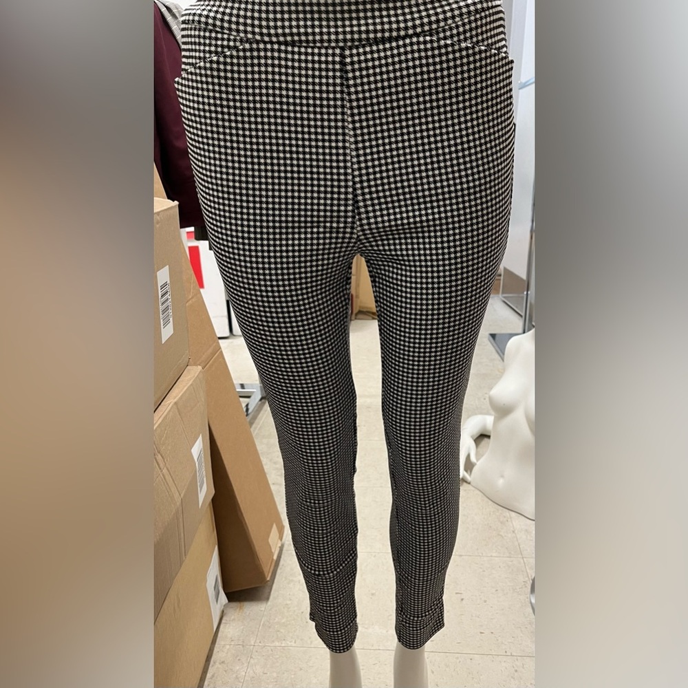 WHBM HOUNDSTOOTH PULL ON SKINNY ANKLE DRESS PANTS, SIZE 2
